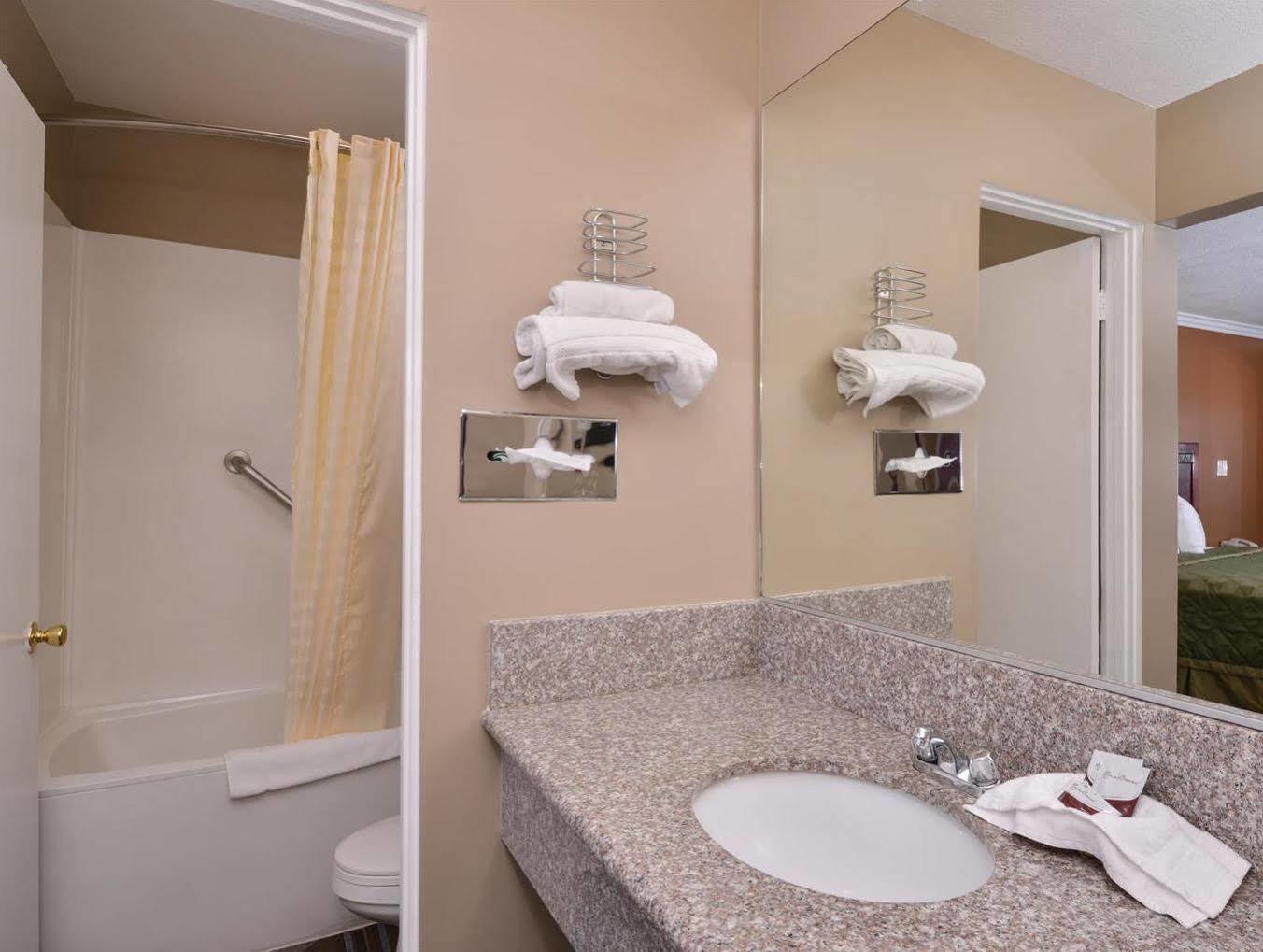 Americas Best Value Inn Corona Exterior photo